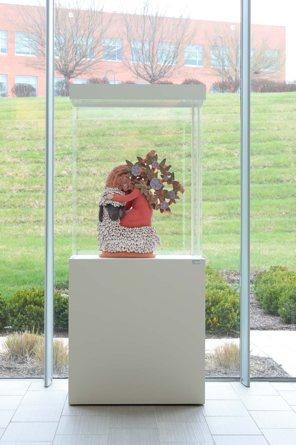 Andréa Keys Connell clay sculpture titled Hug 1, clay and underglaze; photo by David Hunter Hale