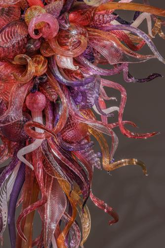 Dale Chihuly Chiffon and Sangria Azalea Chandelier (detail) 2024